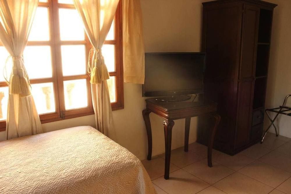 Hotel Palacio Real Granada Εξωτερικό φωτογραφία