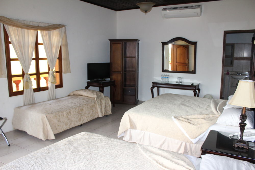 Hotel Palacio Real Granada Εξωτερικό φωτογραφία